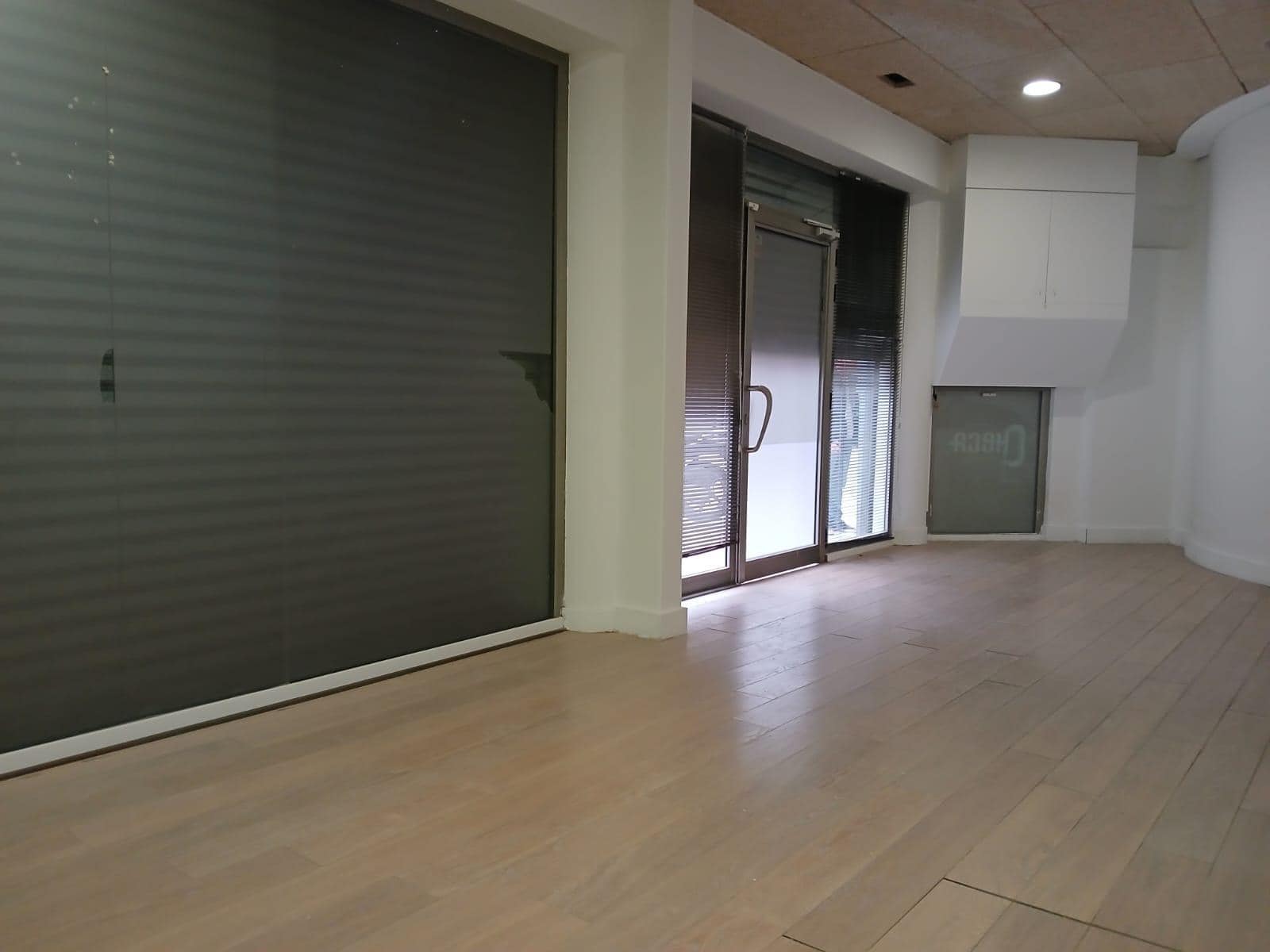 Office / Retail in Barberà del Vallès, Barcelona to rent Interior Photo- Image 1 of 8