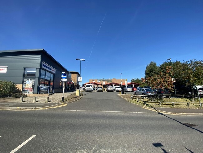 More details for High Croft, Barnsley - Retail to Rent