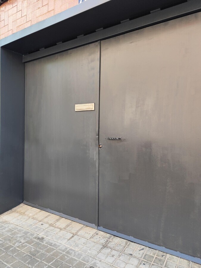 Sabadell, BAR 08207 - Unit 1 -  - Interior Photo - Image 1 of 5