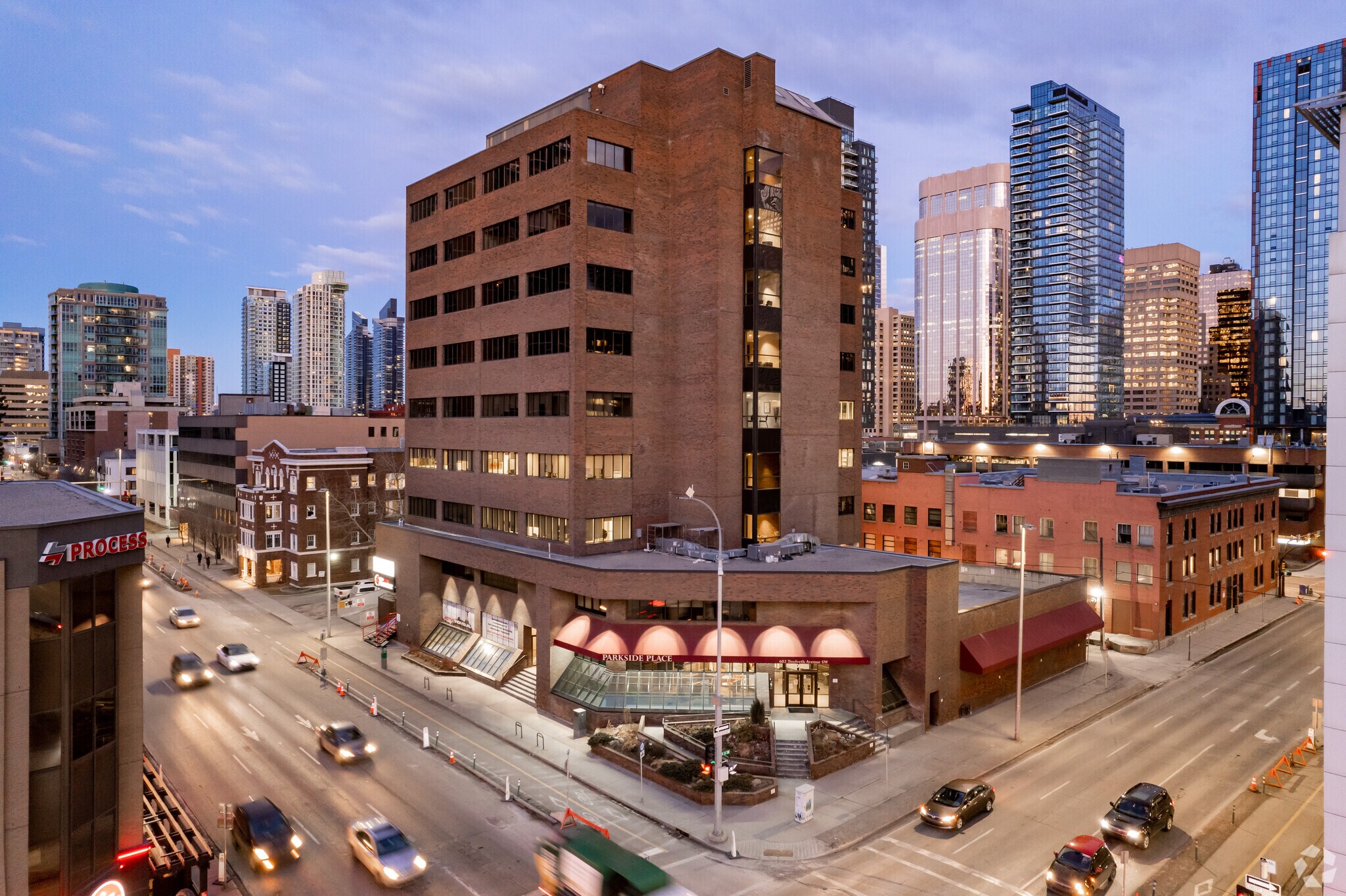 602 12th Ave SW, Calgary, AB for sale Primary Photo- Image 1 of 104