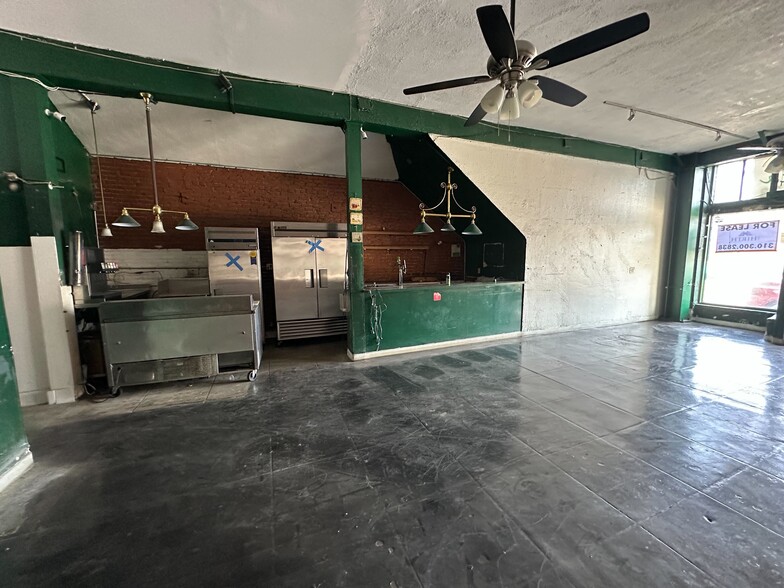 3301-3311 Motor Ave, Los Angeles, CA to rent - Building Photo - Image 3 of 12