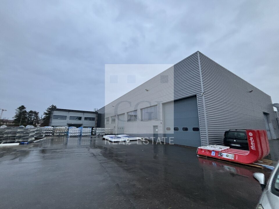 48 Rue Douaumont, Villeurbanne to rent Building Photo- Image 1 of 11
