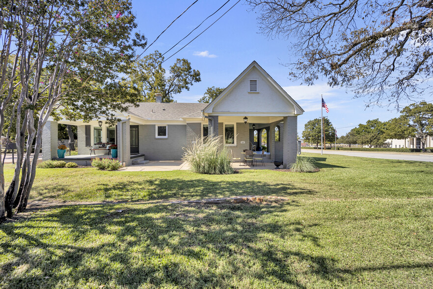 1500 W Abram St, Arlington, TX for rent - Building Photo - Image 2 of 36