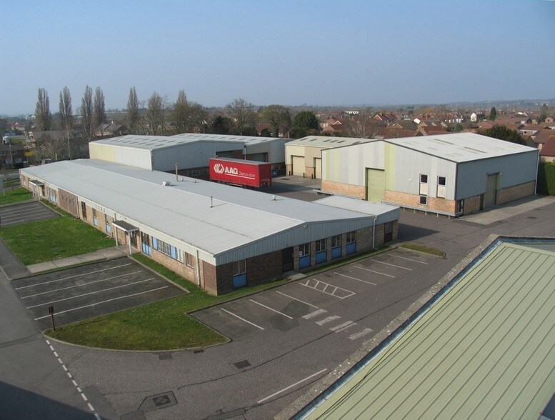 Eden Vale Rd, Westbury for sale - Primary Photo - Image 1 of 1