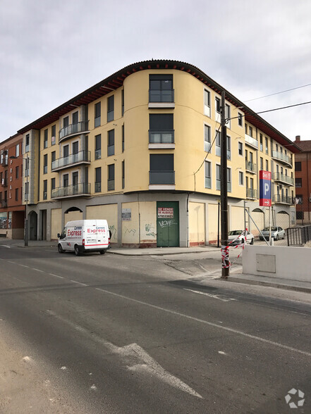 Calle Puerta De Huerta, 1, Ocaña, Toledo for sale - Primary Photo - Image 1 of 3