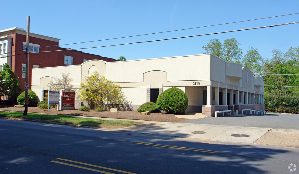 2115 E 7th St, Charlotte, NC for rent - Primary Photo - Image 1 of 6