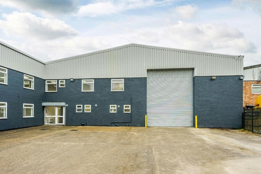 Bedworth Rd, Coventry to rent - Building Photo - Image 3 of 18