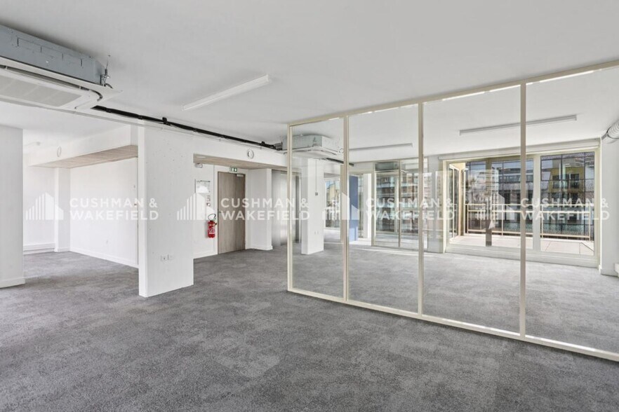 77 Rue Jean Bleuzen, Vanves for sale - Building Photo - Image 2 of 14