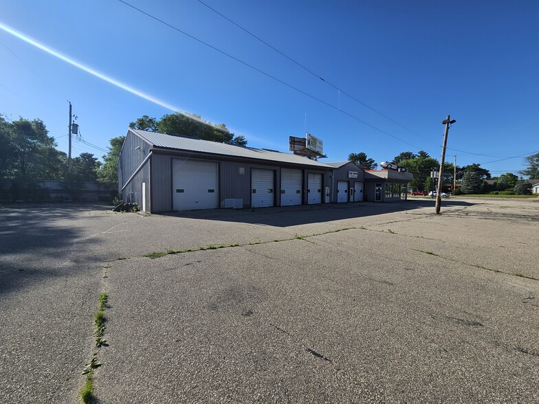 W7627 State Road 21 73, Wautoma, WI for rent - Building Photo - Image 3 of 37