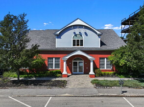 163 Deer St, Portsmouth, NH for sale Building Photo- Image 1 of 12