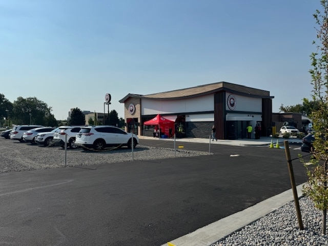 924 George Washington Way, Richland, WA to rent - Building Photo - Image 3 of 18