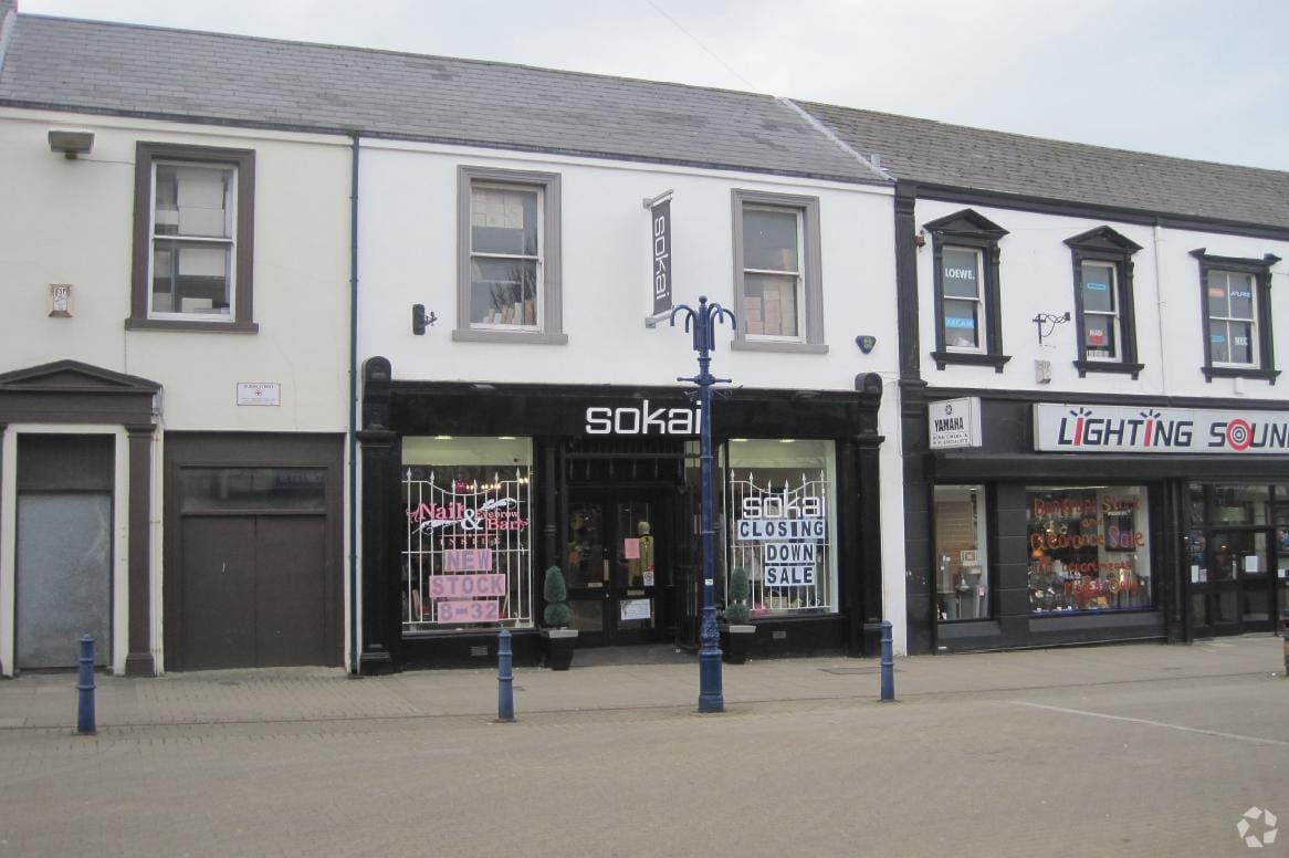 6 Queen St, Coleraine to rent Primary Photo- Image 1 of 3