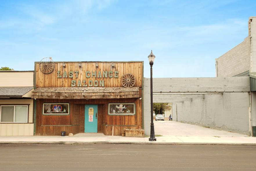 120 W Idaho Ave, Homedale, ID for sale - Building Photo - Image 1 of 1