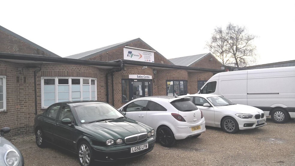 27 Terminus Rd, Chichester, PO19 8UE UK