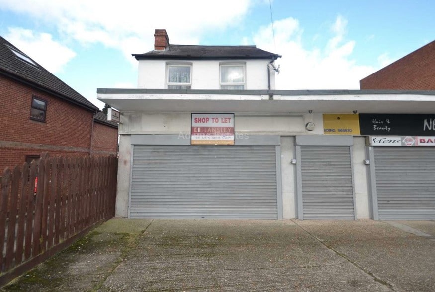 168B-168C Whitley Wood Rd, Reading for sale - Primary Photo - Image 1 of 1