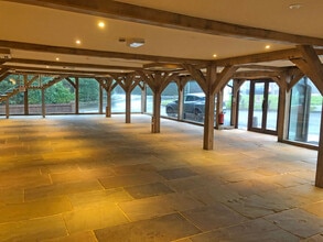 Wealden House, Heathfield to rent Interior Photo- Image 2 of 2