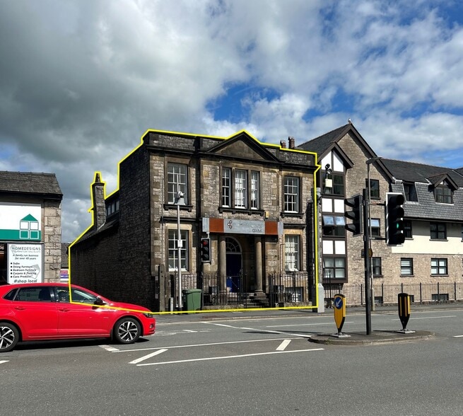 Sandes Av, Kendal for sale - Building Photo - Image 1 of 1