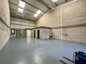 Church Vw, Chesterfield to rent Interior Photo- Image 2 of 4