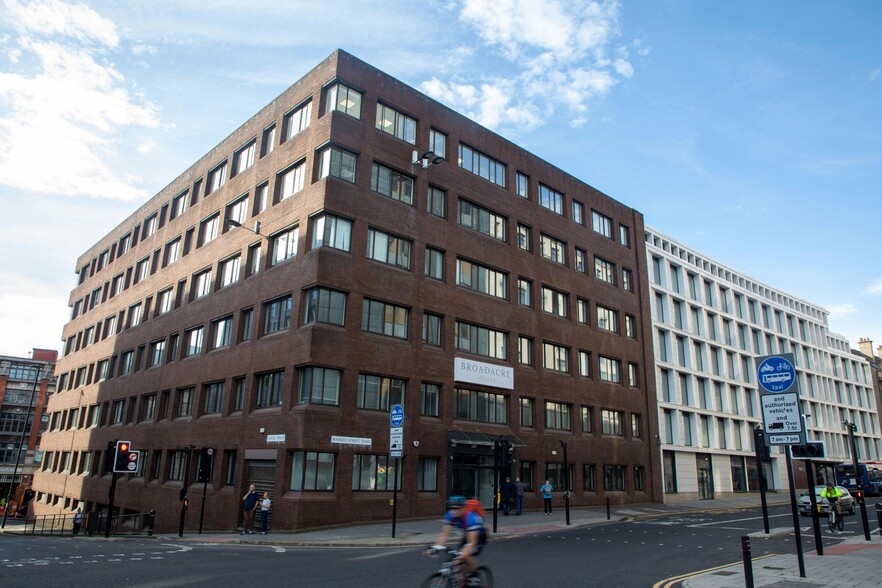 New Market St, Newcastle Upon Tyne for rent - Building Photo - Image 1 of 13