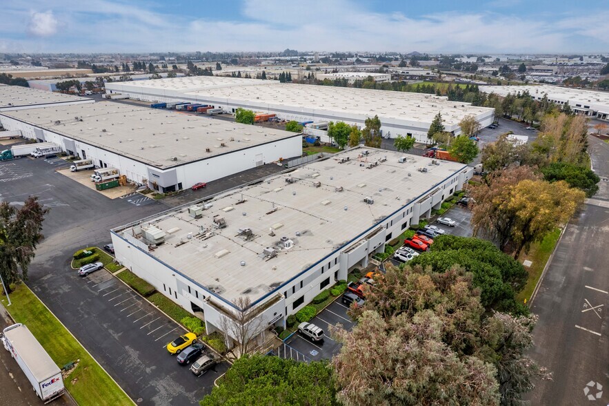 1502-1520 Crocker Ave, Hayward, CA for rent - Aerial - Image 2 of 5