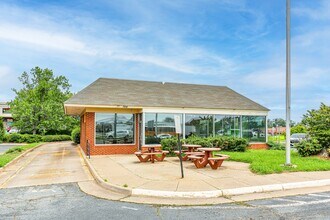 766 Warrenton Rd, Fredericksburg, VA to rent Building Photo- Image 1 of 2