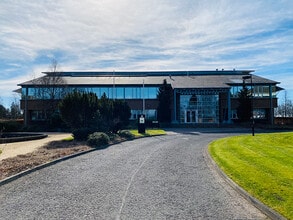 3 Dove Wynd, Bellshill to rent Building Photo- Image 2 of 4