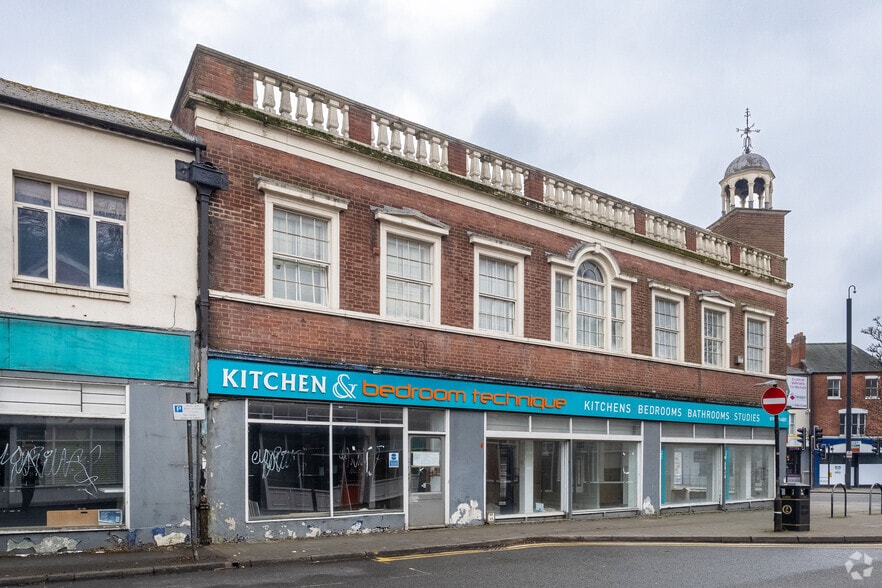 80 Chapel Ash, Wolverhampton to rent - Building Photo - Image 2 of 2