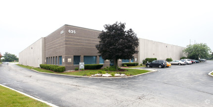 635 Oakwood Dr, Lake Zurich, IL for rent Building Photo- Image 1 of 4