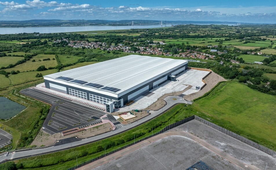 Lanson Roberts Rd, Severn Beach to rent - Building Photo - Image 2 of 9