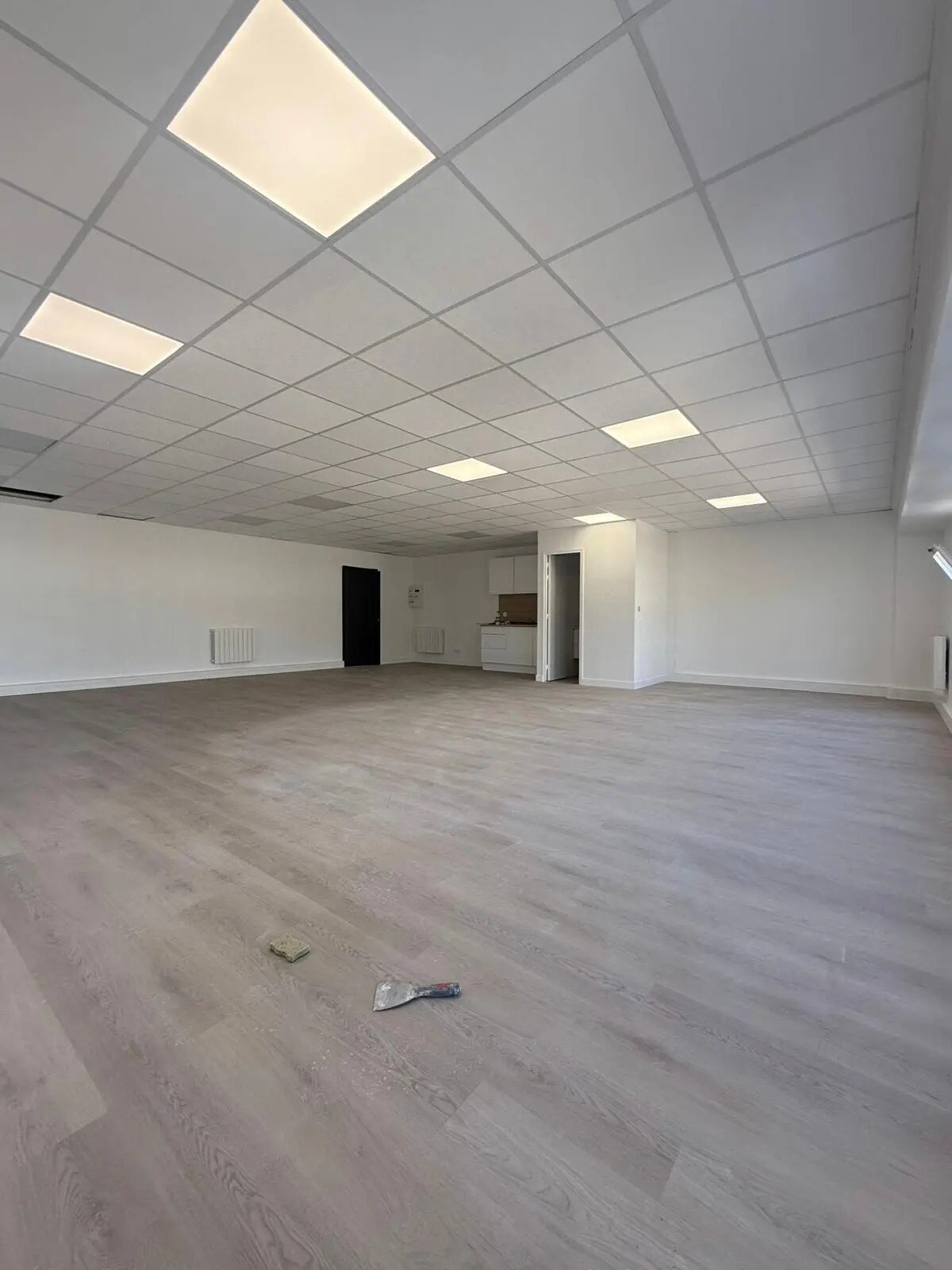 Office in Champigny-sur-Marne to rent Interior Photo- Image 1 of 6