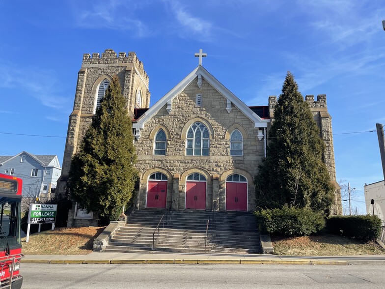 601 Brownsville Rd, Pittsburgh, PA for sale - Primary Photo - Image 1 of 1