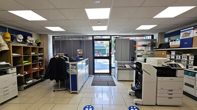457 Norwood Rd, London to rent Interior Photo- Image 2 of 5