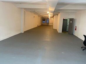 12 E 46th St, New York, NY to rent Interior Photo- Image 1 of 2