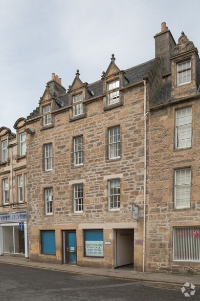 25 High St, Elgin to rent - Building Photo - Image 3 of 4