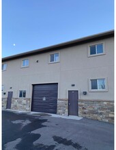 725 Parkway Dr, Park City, UT for rent Primary Photo- Image 1 of 2