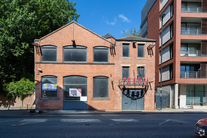 68-72 The Close, Newcastle Upon Tyne for rent - Building Photo - Image 3 of 5