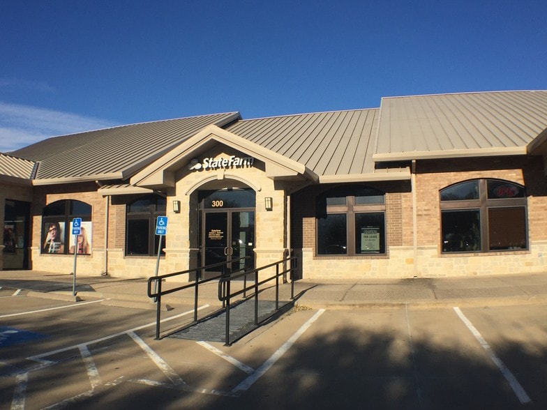 7920 Preston Rd, Plano, TX to rent - Building Photo - Image 3 of 15