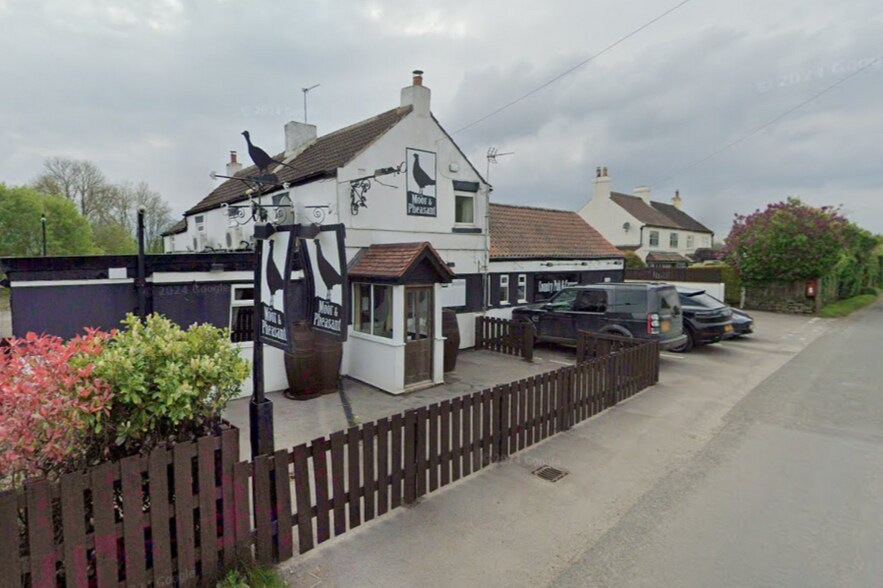 Dalton Moor, Dalton for sale - Primary Photo - Image 1 of 2