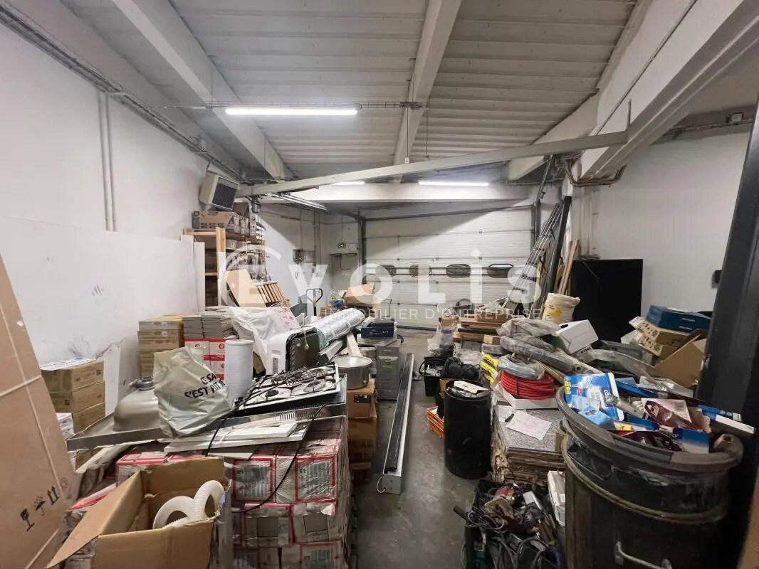 Light Industrial in Bonneuil-sur-Marne to rent Interior Photo- Image 1 of 6