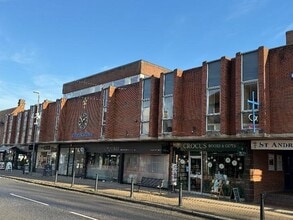 12-15 Packhorse Rd, Gerrards Cross to rent Building Photo- Image 2 of 4