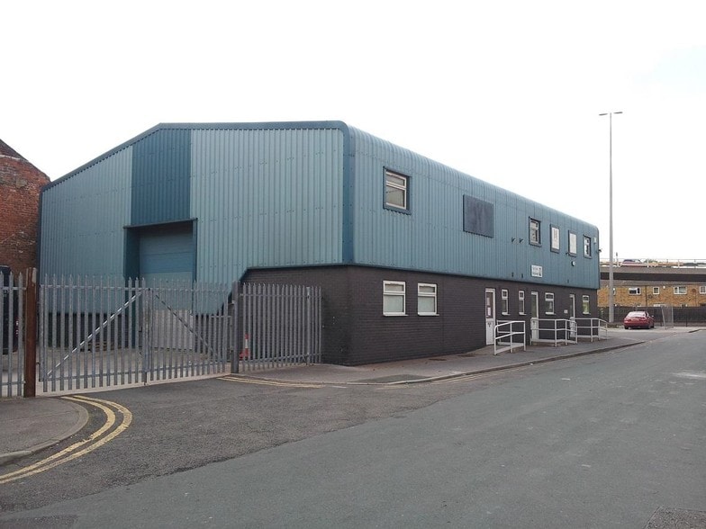 Tadman St, Hull to rent - Building Photo - Image 2 of 3