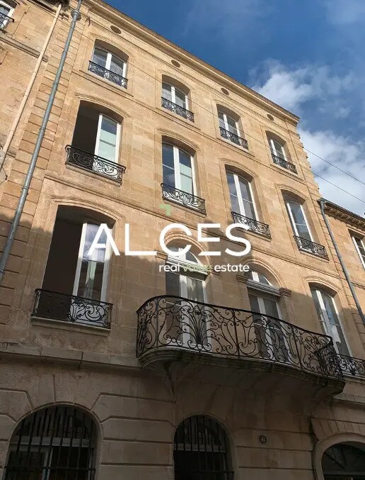 Office in Bordeaux to rent Building Photo- Image 1 of 6
