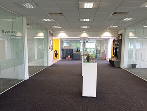 Kimber Rd, Abingdon to rent Interior Photo- Image 1 of 6