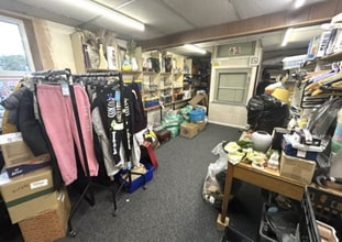 72 The Vlg, York to rent Interior Photo- Image 2 of 2