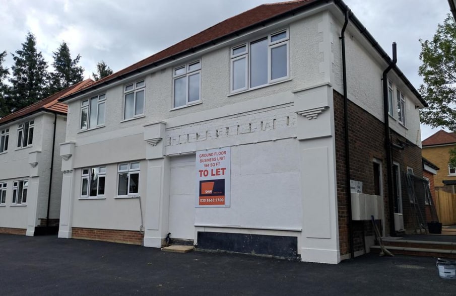 50 Nutfield Rd, Merstham to rent - Building Photo - Image 2 of 2