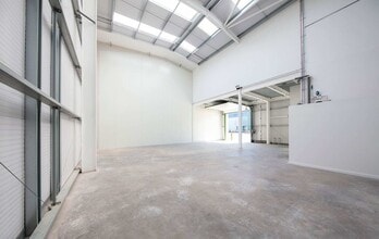 Aston Hall Rd, Birmingham to rent Interior Photo- Image 2 of 4