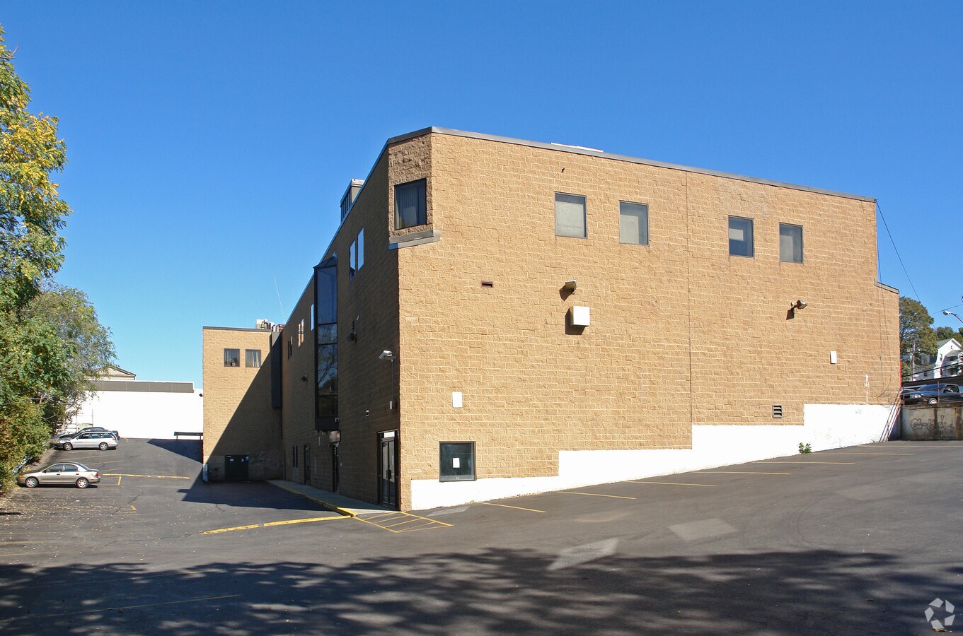 695 Truman Pky, Hyde Park 02136 OfficeRetail for Rent