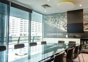 12 Princes Parade, Liverpool to rent Interior Photo- Image 2 of 7