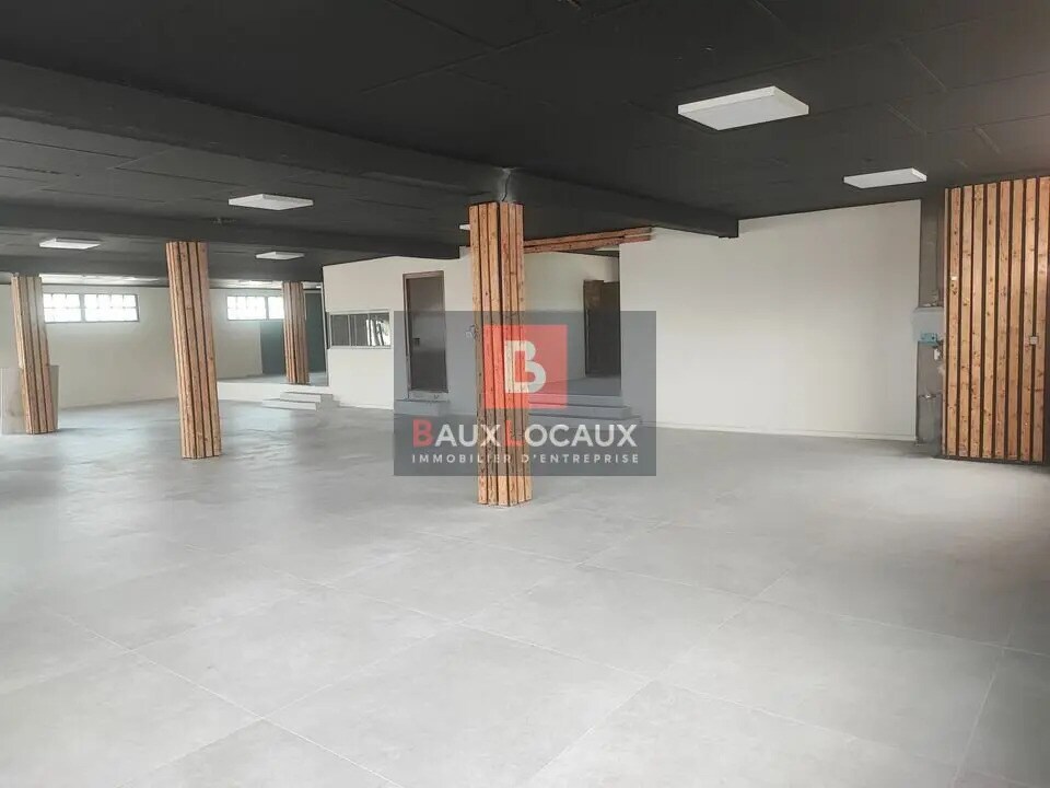 Location Bureaux 350 m² - Photo 1
