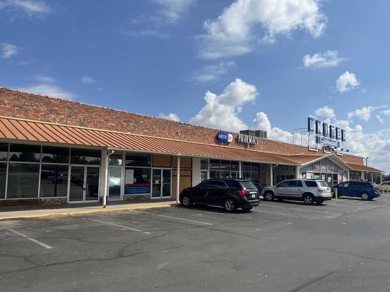 2110 Oklahoma Ave, Woodward, OK for rent - Building Photo - Image 3 of 11